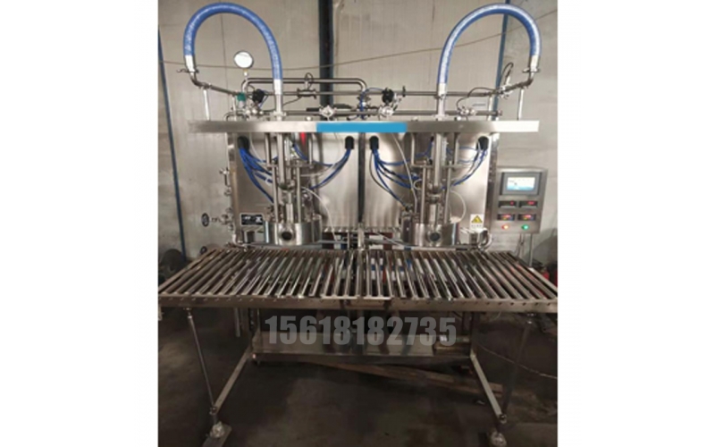 新型BIB無菌灌裝機